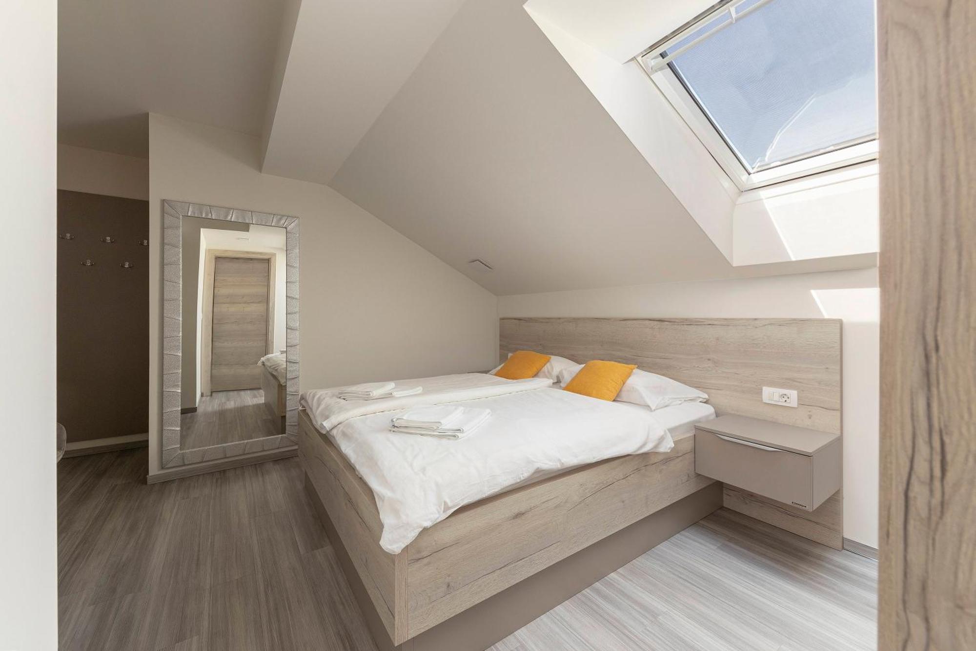 Rooms S Center Slovenske Konjice Esterno foto